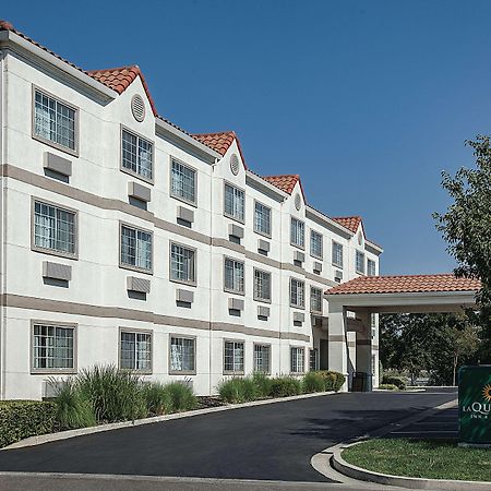 La Quinta By Wyndham Davis Hotel Exterior foto